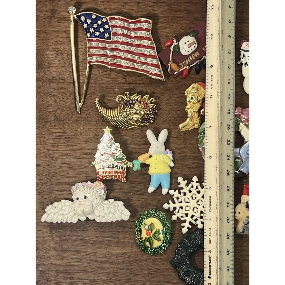 Vtg Holiday Brooch Lot Handmade Folk Easter Christmas 4th Quirky Seasonal